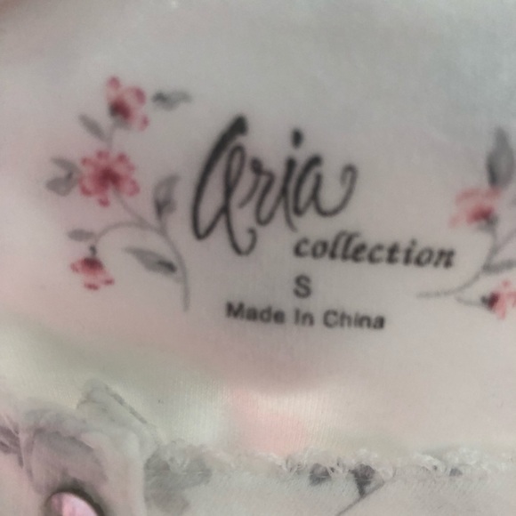 Aria Collection White Pink Gray Printed Nightgown Scalloped Hem 3/4 Sleeve Sz. S - Picture 6 of 6